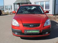 Second-hand Kia Rio 97 CP (71 kW) 2008 Portocaliu Berlinǎ