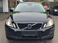 Gebraucht Volvo XC60 Summum 163 PS (119 kW) 2011 Schwarz SUV