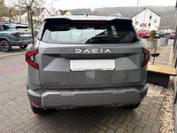 Neu Dacia Duster Expression 140 PS (102 kW) 2026 Grau SUV