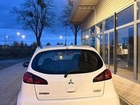 Gebraucht Mitsubishi Colt 95 PS (69 kW) 2009 Weiß Kleinwagen