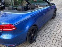 Gebraucht VW Eos 160 PS (117 kW) 2011 Blau Cabrio