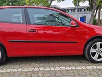 Usata VW Golf 90 CV (66 kW) 2004 Rosso Coupé