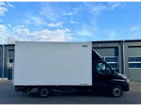 Gebraucht Iveco Daily 204 PS (150 kW) 2018 Black ral 9005 Van
