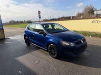 Gebraucht VW Polo Trendline 69 PS (50 kW) 2010 Blau Kleinwagen