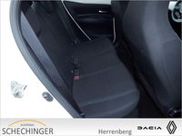Gebraucht Toyota Aygo X-play 72 PS (52 kW) 2022 Weiß Kleinwagen