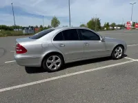 Gebraucht Mercedes E270 173 PS (127 kW) 2003 Grau Limousine