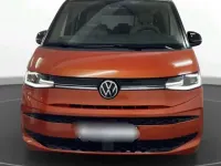 Gebraucht VW Multivan Edition 150 PS (110 kW) 2023 Schwarz Van / Kleinbus
