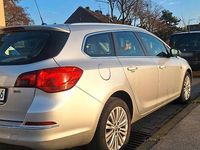 Gebraucht Opel Astra 165 PS (121 kW) 2013 Silber Limousine