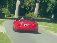 Gebraucht Mazda MX5 116 PS (85 kW) 1990 Rot Cabrio