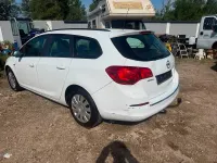 Gebraucht Opel Astra 110 PS (80 kW) 2014 Weiß Kombi