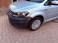 Second-hand VW Caddy 150 CP (110 kW) 2016 Gri Monovolum