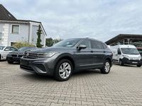 Gebraucht VW Tiguan Allspace Life 150 PS (110 kW) 2022 Platinum grey metallic SUV