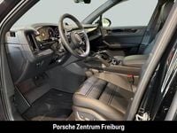 Second-hand Porsche Cayenne Black Edition 470 CP (345 kW) 2025 Negru SUV