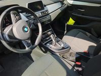 Gebraucht BMW 218 Advantage 140 PS (102 kW) 2022 Schwarz Kombi