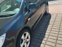Second-hand Opel Astra 140 CP (102 kW) 2010 Negru Hatchback
