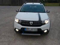 Gebraucht Dacia Sandero 95 PS (69 kW) 2019 Weiß Kleinwagen