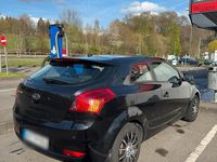 Gebraucht Kia ProCeed 90 PS (66 kW) 2010 Schwarz Kleinwagen