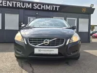 Gebraucht Volvo V60 Momentum 163 PS (119 kW) 2012 Schwarz Kombi