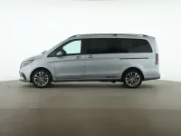 Gebraucht Mercedes V250 Style 360 PS (264 kW) 2026 Silber Van / Kleinbus