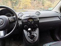 Usado Mazda 2 Sendo 84 HP (61 kW) 2014 Cinzento Citadino