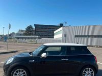 Gebraucht Mini Cooper 136 PS (100 kW) 2015 Schwarz Kleinwagen