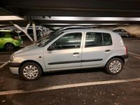 Gebraucht Renault Clio II 58 PS (42 kW) 2001 Silber Kleinwagen