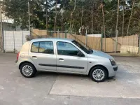 Gebraucht Renault Clio 98 PS (72 kW) 2012 Silber Kleinwagen