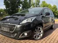 Gebraucht Peugeot 5008 Allure 120 PS (88 kW) 2015 Schwarz Van / Kleinbus