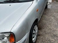 Gebraucht Nissan Micra Comfort 60 PS (44 kW) 2001 Silber Kleinwagen