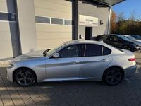 Gebraucht Alfa Romeo Giulia 179 PS (131 kW) 2017 Silber Limousine