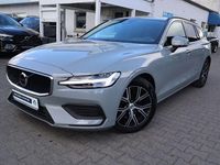 Gebraucht Volvo V60 Core 197 PS (144 kW) 2024 Vapour grey Kombi
