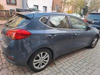 Gebraucht Kia Ceed 128 PS (94 kW) 2012 Grau Kleinwagen