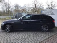 gebraucht BMW 320 D XDRIVE A Allrad StandHZG Navi digitales Cockpit Soundsystem HarmanKardon LED ACC El. Heckklappe