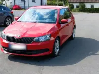 Używany Skoda Fabia Drive 75 KM (55 kW) 2016 Czerwony Sedan/Limuzyna
