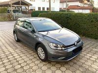 Gebraucht VW Golf VII Trendline 105 PS (77 kW) 2017 Limousine