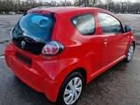 Gebraucht Toyota Aygo 68 PS (50 kW) 2012 Kleinwagen