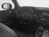 Gebraucht Volvo XC60 Plus 335 PS (246 kW) 2023 Crystal white / SUV