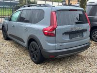 Gebraucht Dacia Jogger Extreme 94 PS (69 kW) 2023 Grau Van / Kleinbus