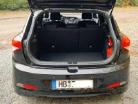 Gebraucht Hyundai i20 YES! 84 PS (61 kW) 2017 Schwarz Limousine