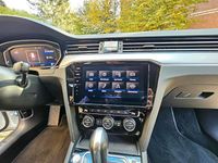 Gebraucht VW Passat 272 PS (200 kW) 2019 Weiß Kombi