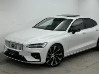 Gebraucht Volvo S60 Ultimate 250 PS (183 kW) 2023 Weiß Limousine