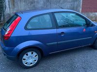 Gebraucht Ford Fiesta 69 PS (50 kW) 2006 Violet Kleinwagen