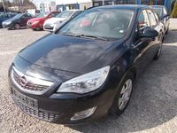 Gebraucht Opel Astra Design Edition 116 PS (85 kW) 2011 Schwarz Kombi