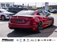 gebraucht Alfa Romeo Giulia Veloce 2.0 Turbo AT8 Q4 PANO LEDER NAVI ASSISTENZ 19''ALU KOMFORT HARMAN+KARDON