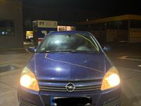 Second-hand Opel Astra 90 CP (66 kW) 2005 Albastru Hatchback