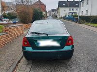 Gebraucht Ford Mondeo 110 PS (80 kW) 2001 Grün Limousine