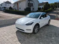 Gebraucht Tesla Model Y RWD 188 kW (256 PS) 2023 Weiß SUV