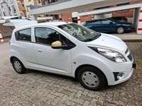 Gebraucht Chevrolet Spark 60 PS (44 kW) 2011 Weiß Kleinwagen