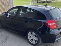 Gebraucht BMW 118 143 PS (105 kW) 2010 Schwarz Kleinwagen