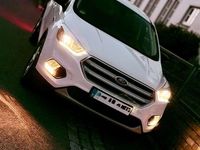 Gebraucht Ford Kuga Titanium 150 PS (110 kW) 2017 Weiß SUV